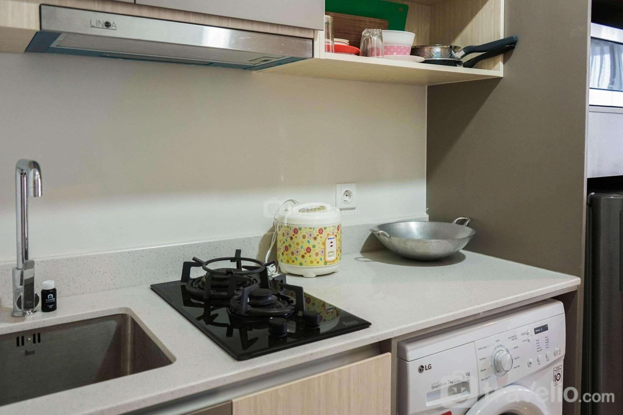 New Furnished With Sea View At Gold Coast By Travelio Jakarta
