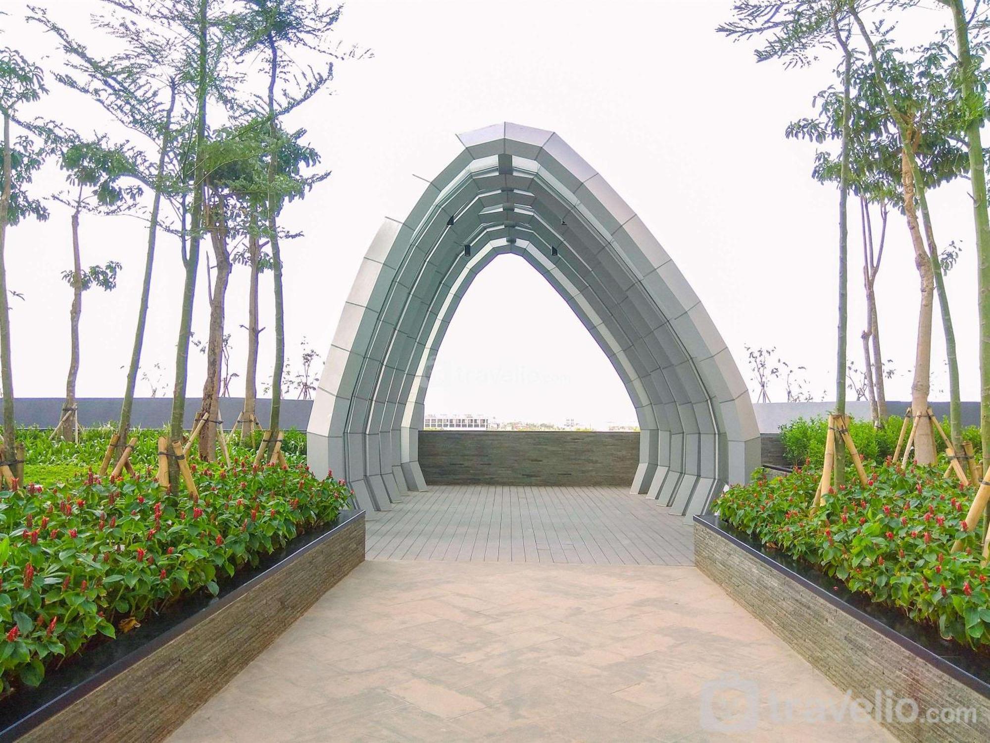 New Furnished With Sea View At Gold Coast By Travelio Pangsapuri Jakarta